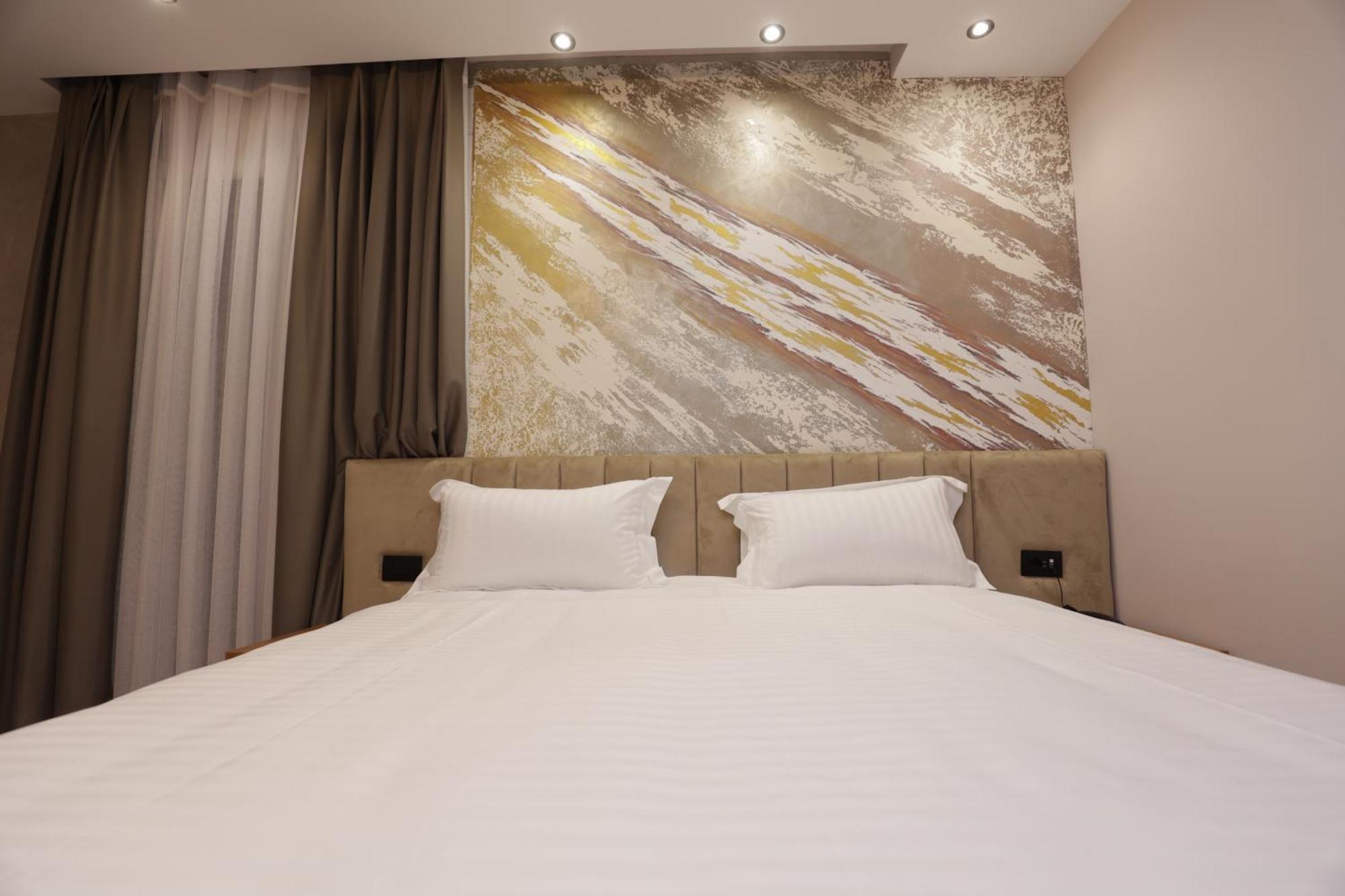 Residence Inn Hotel Tirana Zewnętrze zdjęcie