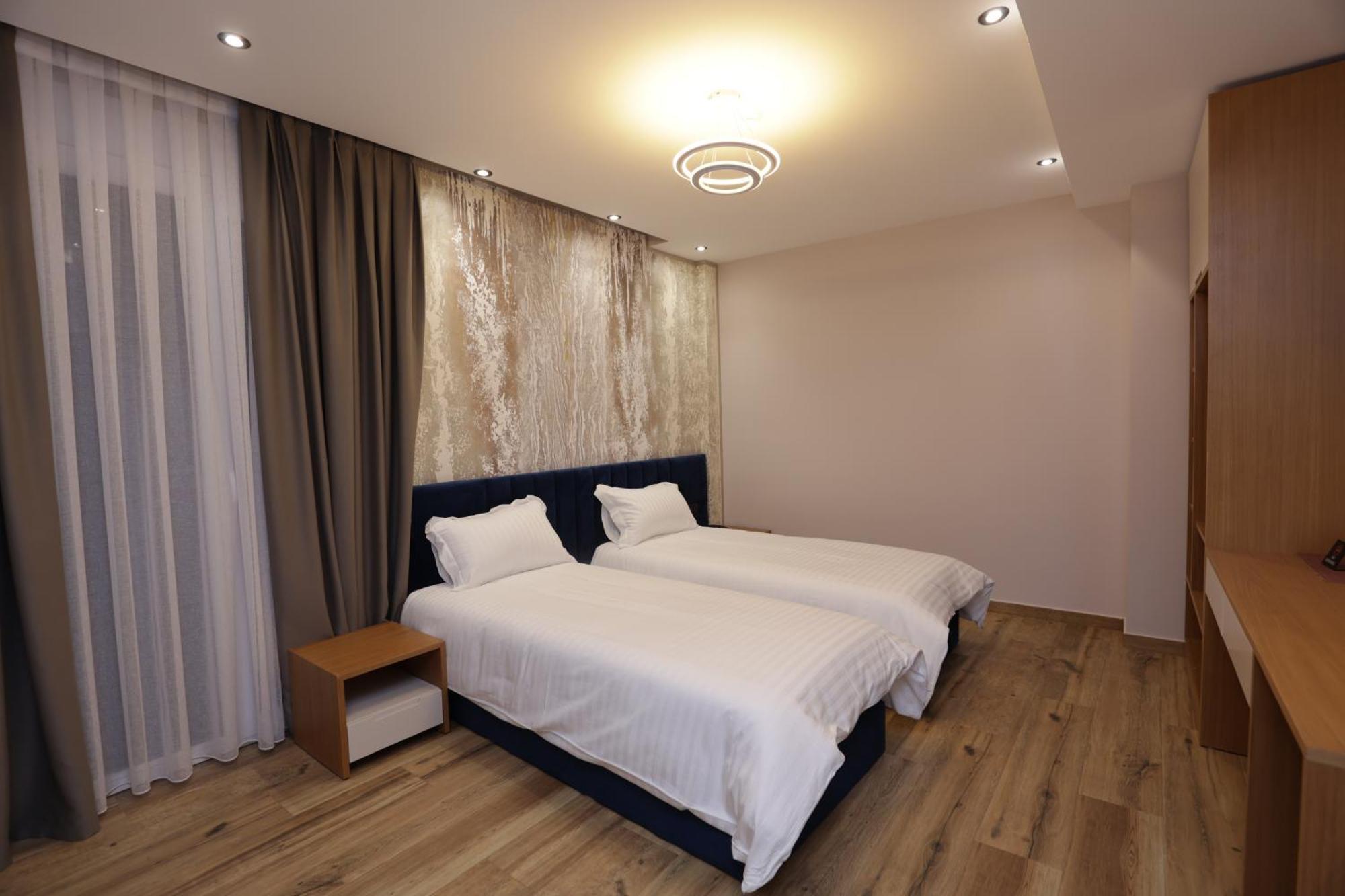Residence Inn Hotel Tirana Zewnętrze zdjęcie