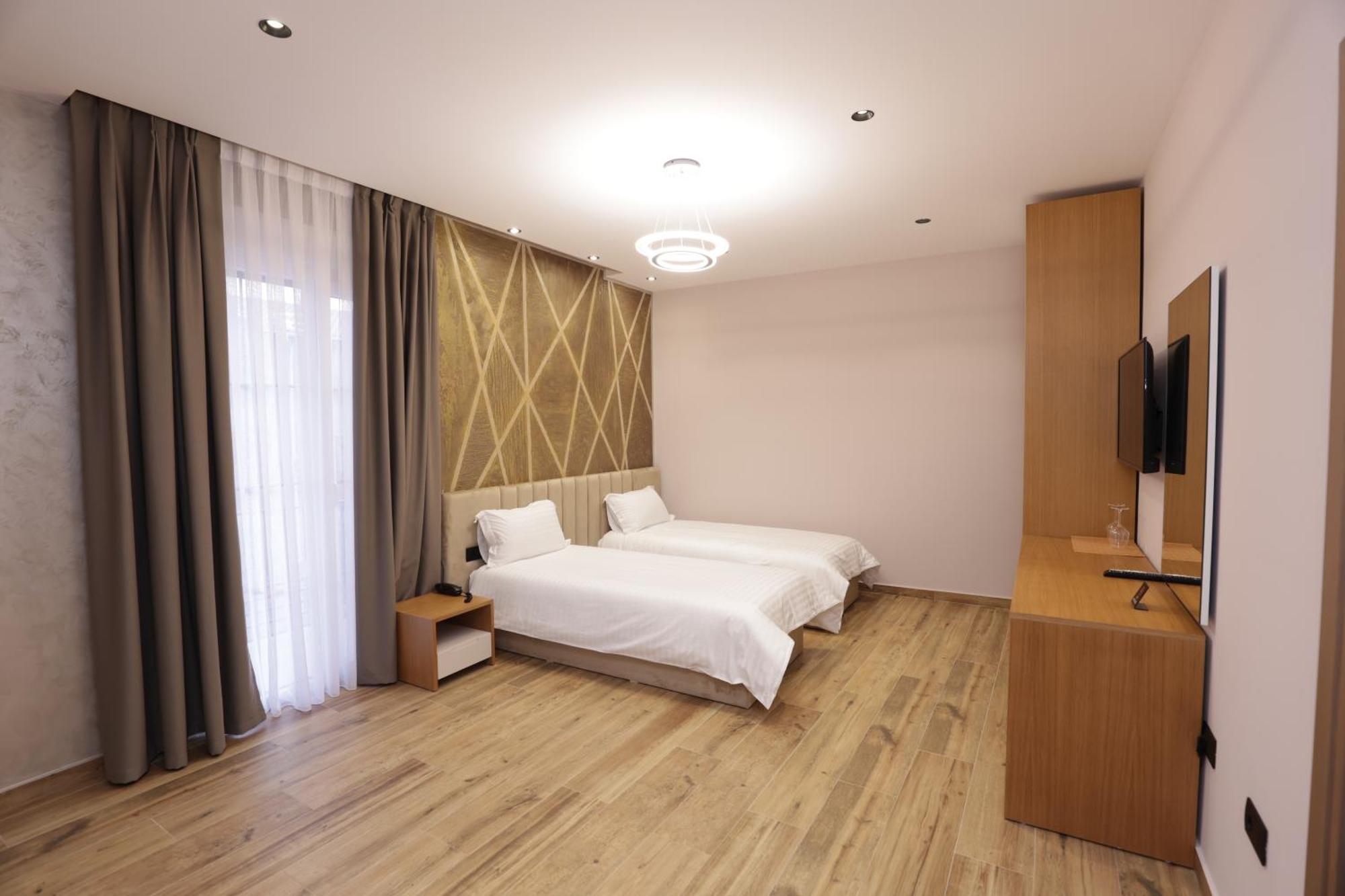 Residence Inn Hotel Tirana Zewnętrze zdjęcie