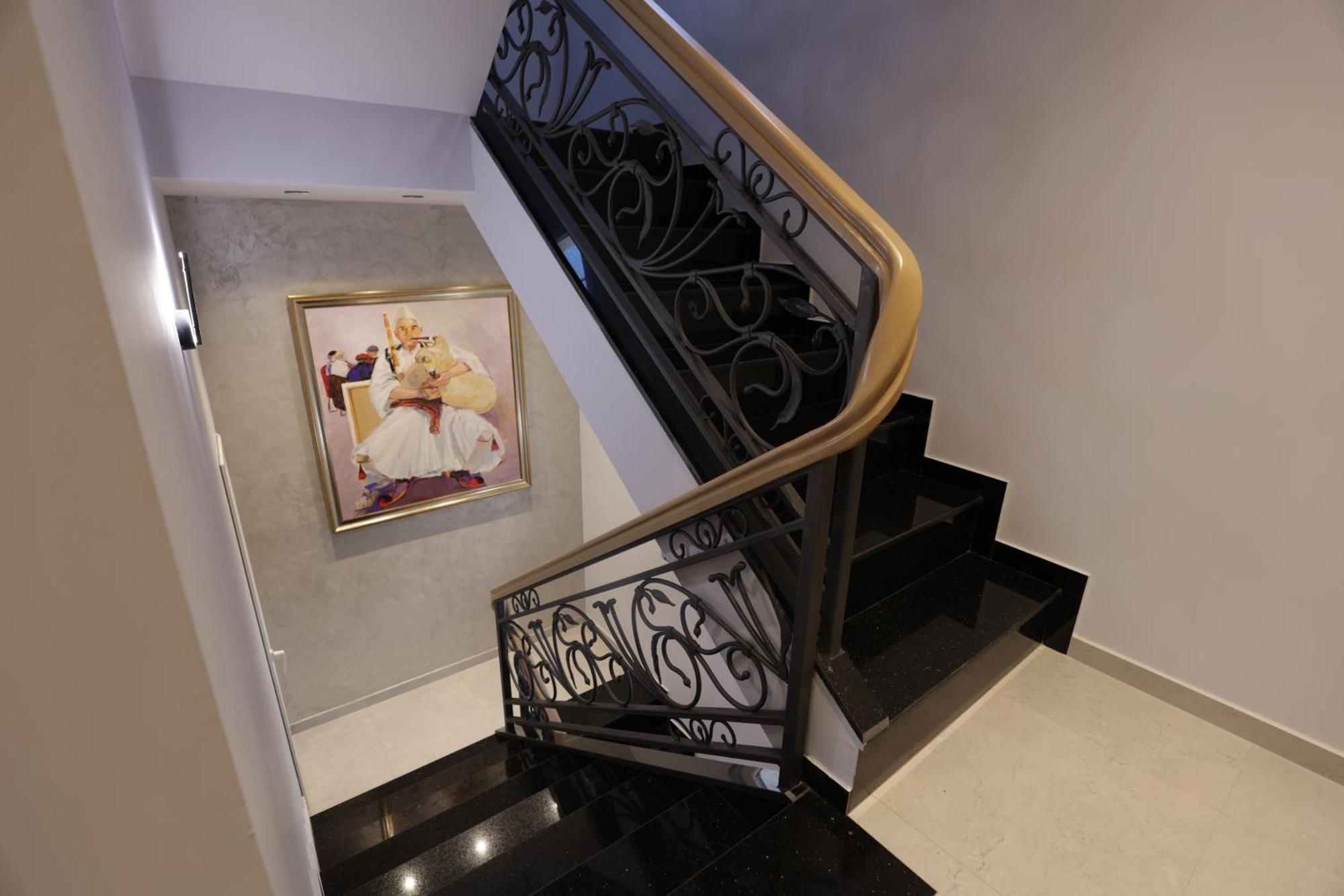 Residence Inn Hotel Tirana Zewnętrze zdjęcie