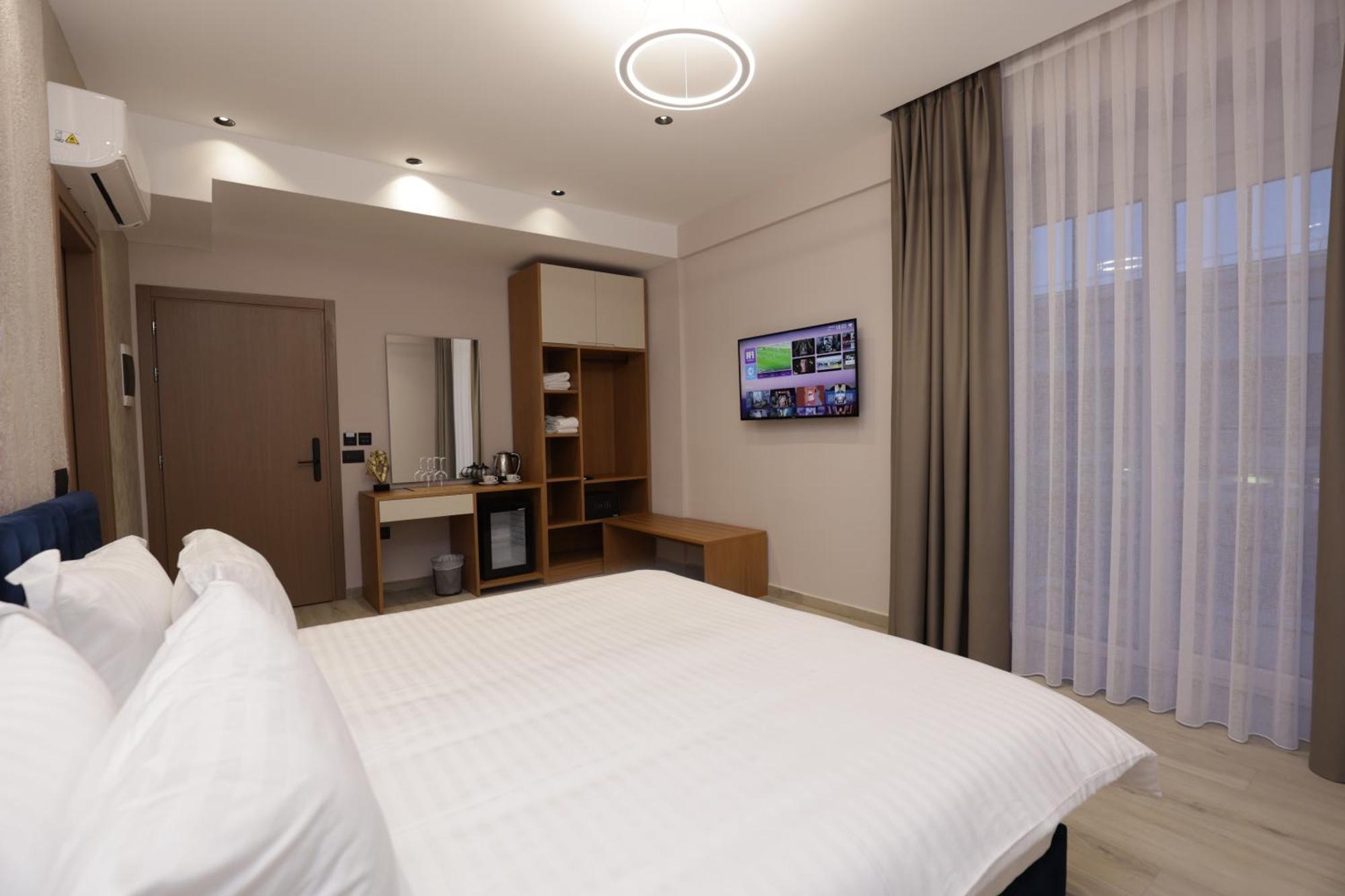 Residence Inn Hotel Tirana Zewnętrze zdjęcie