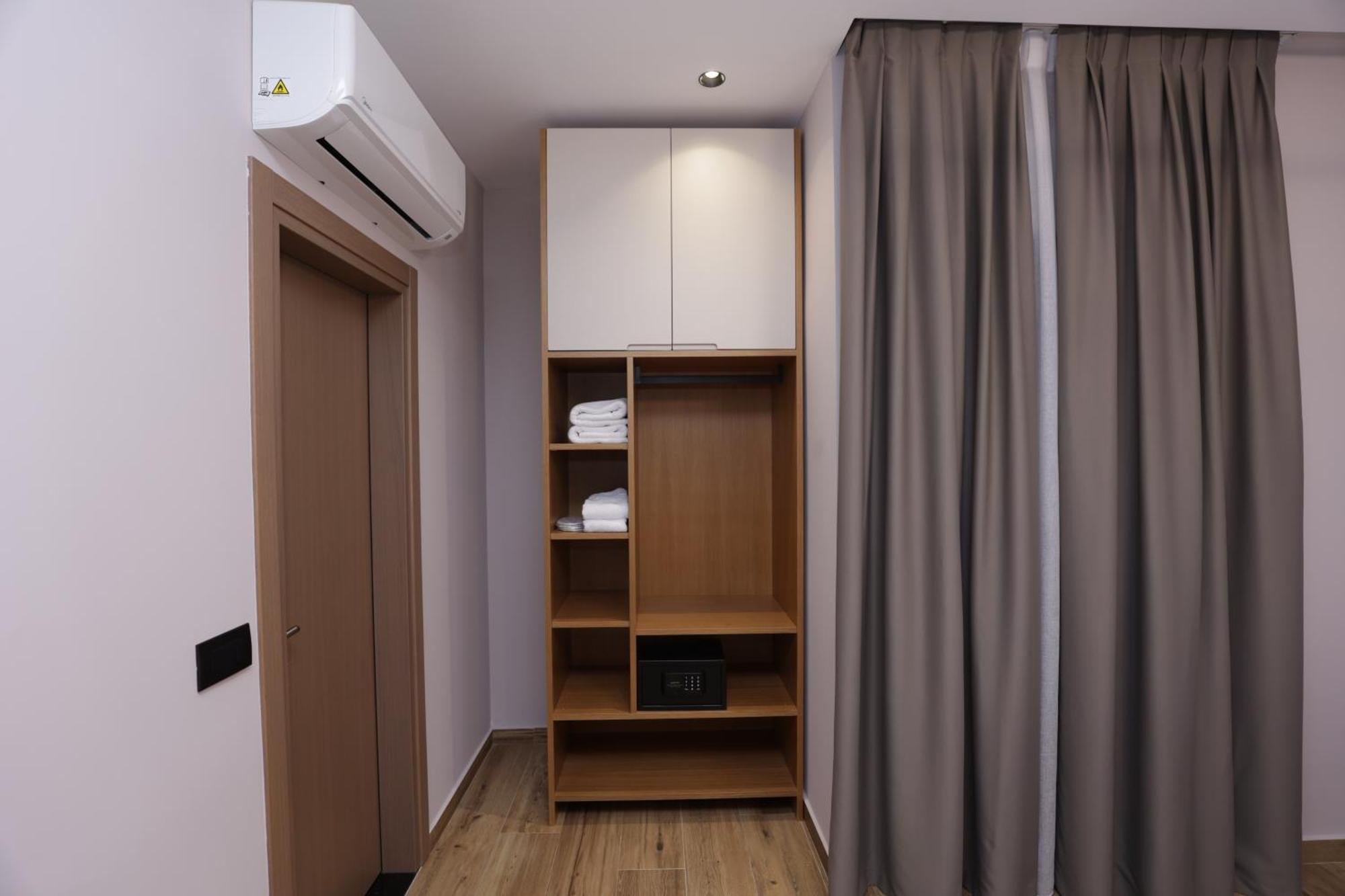 Residence Inn Hotel Tirana Zewnętrze zdjęcie