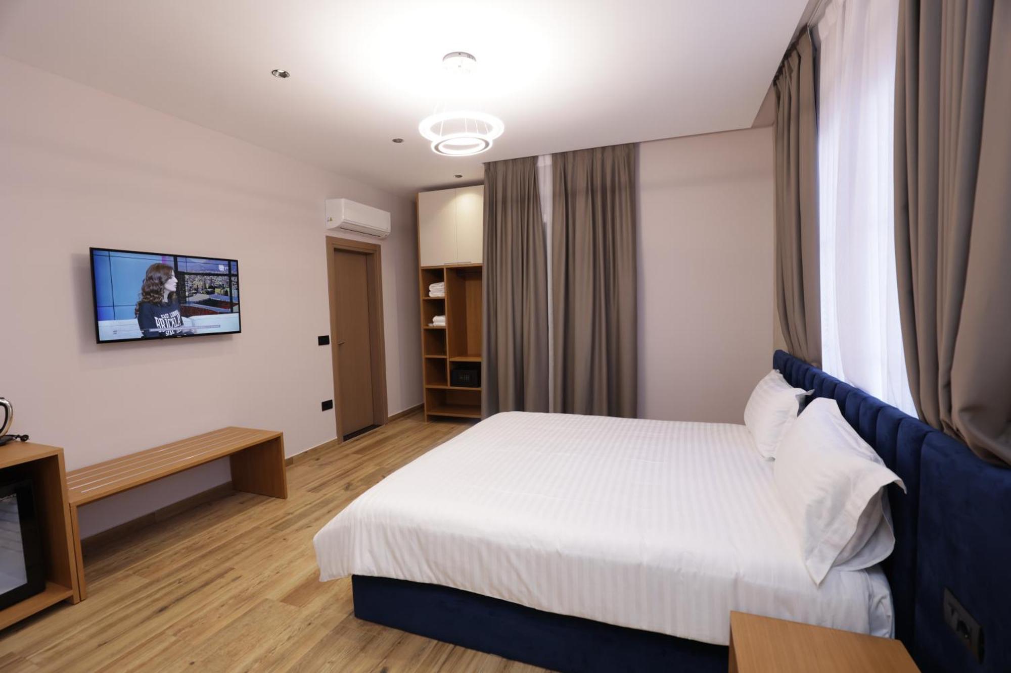 Residence Inn Hotel Tirana Zewnętrze zdjęcie