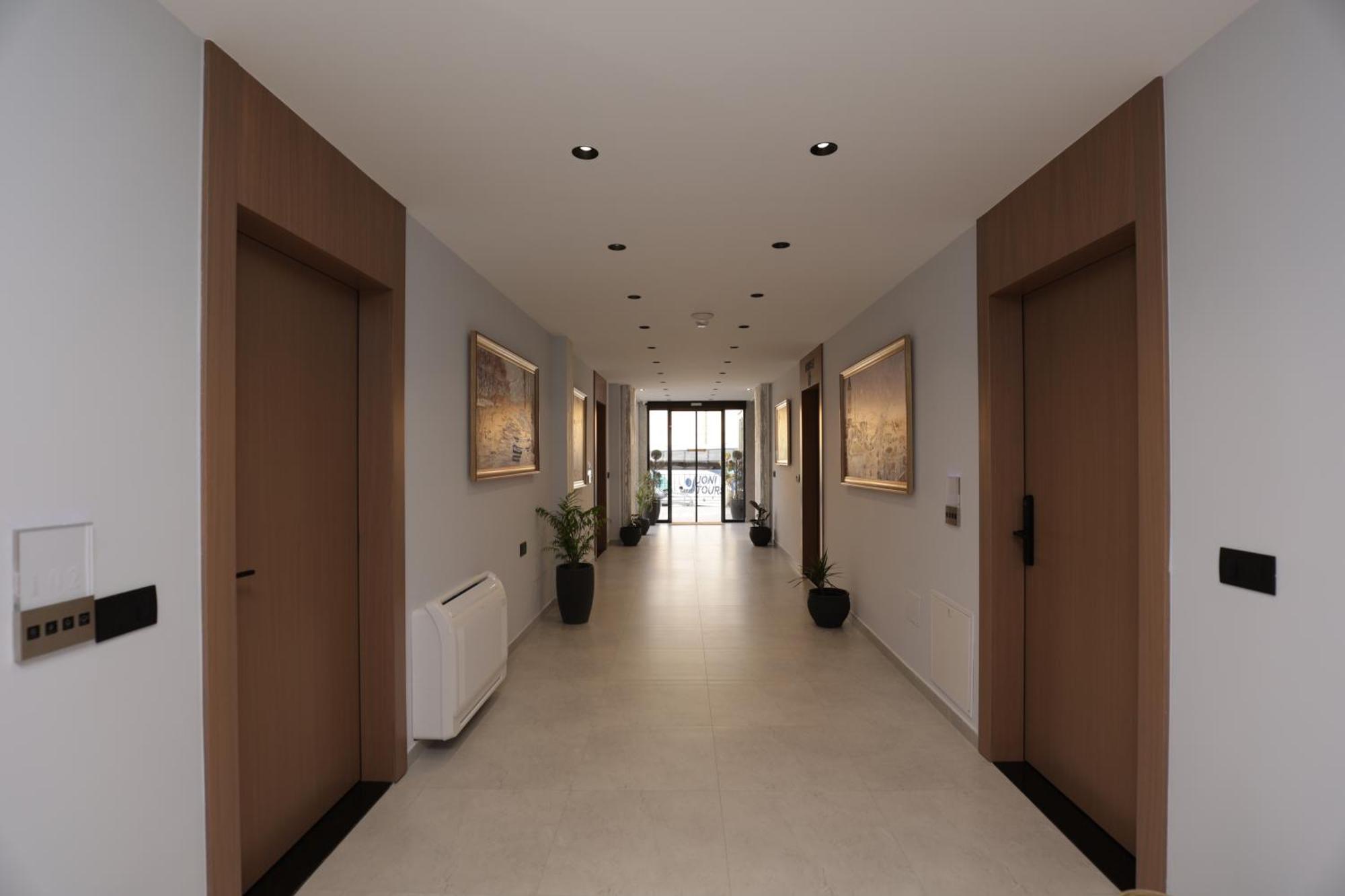 Residence Inn Hotel Tirana Zewnętrze zdjęcie